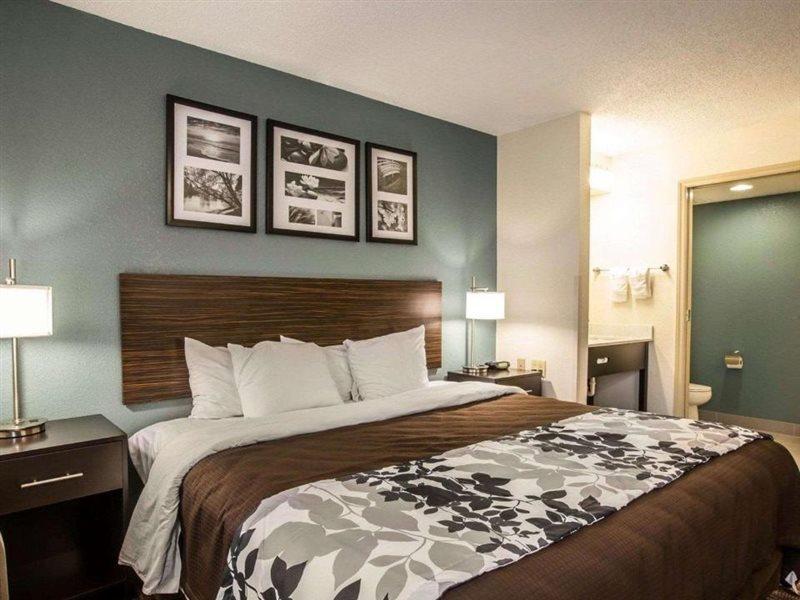 Sleep Inn Greensboro Airport Exterior photo