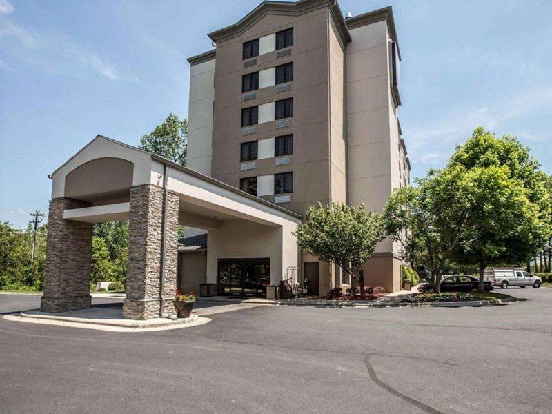 Sleep Inn Greensboro Airport Exterior photo
