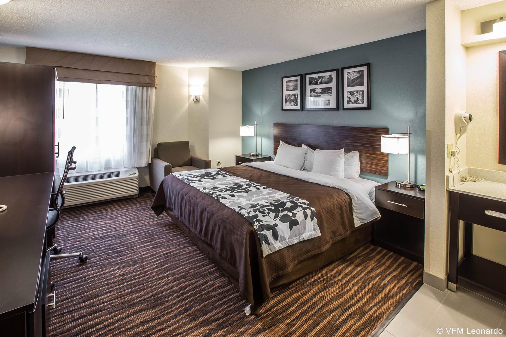 Sleep Inn Greensboro Airport Exterior photo