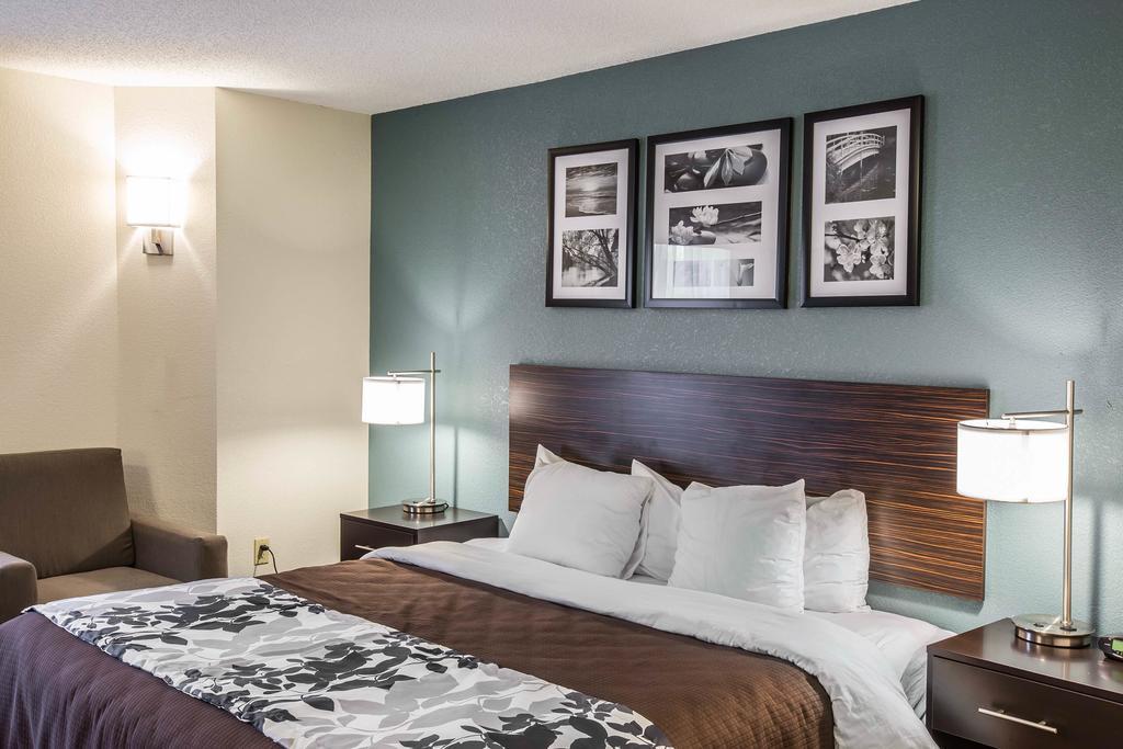 Sleep Inn Greensboro Airport Exterior photo