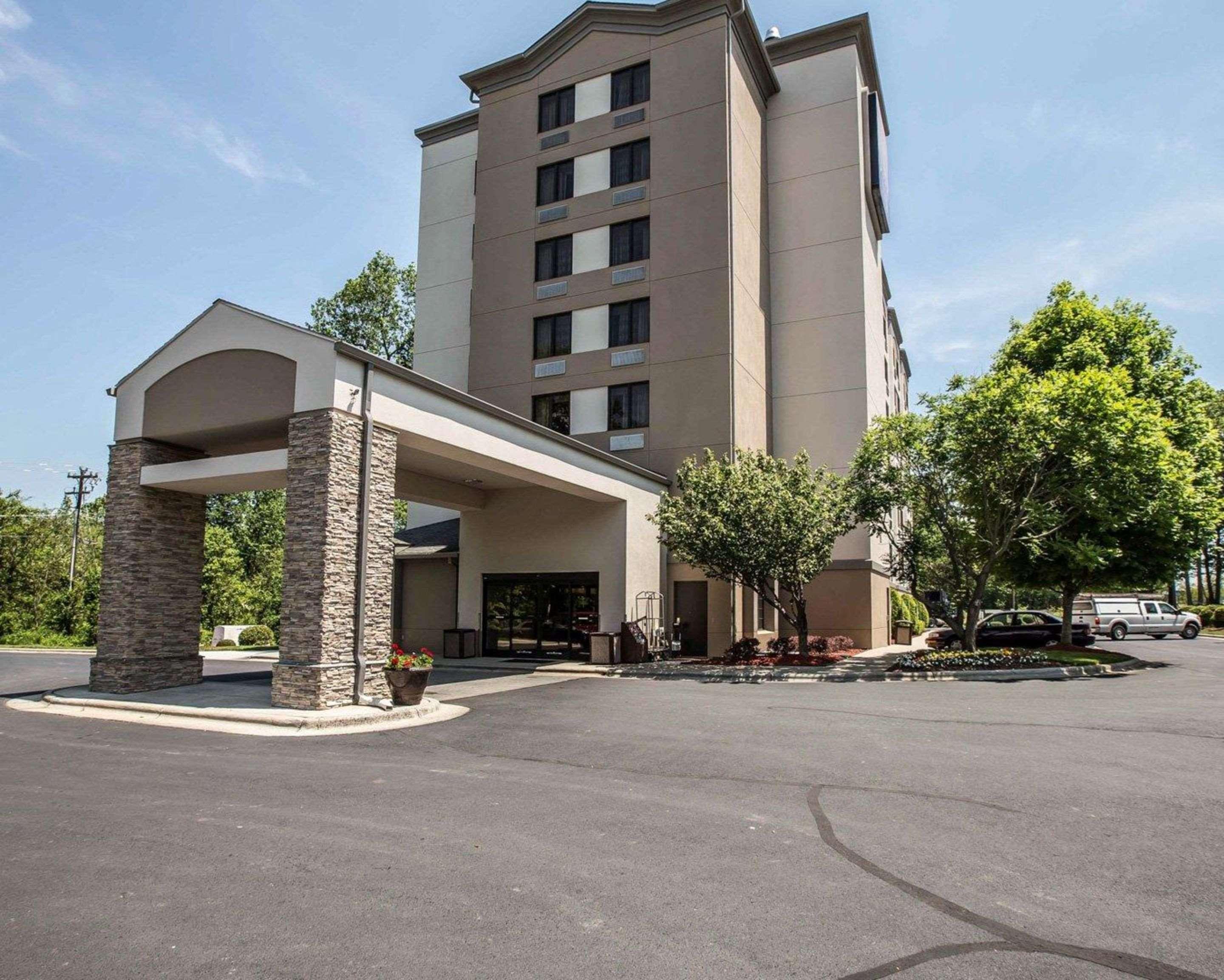 Sleep Inn Greensboro Airport Exterior photo