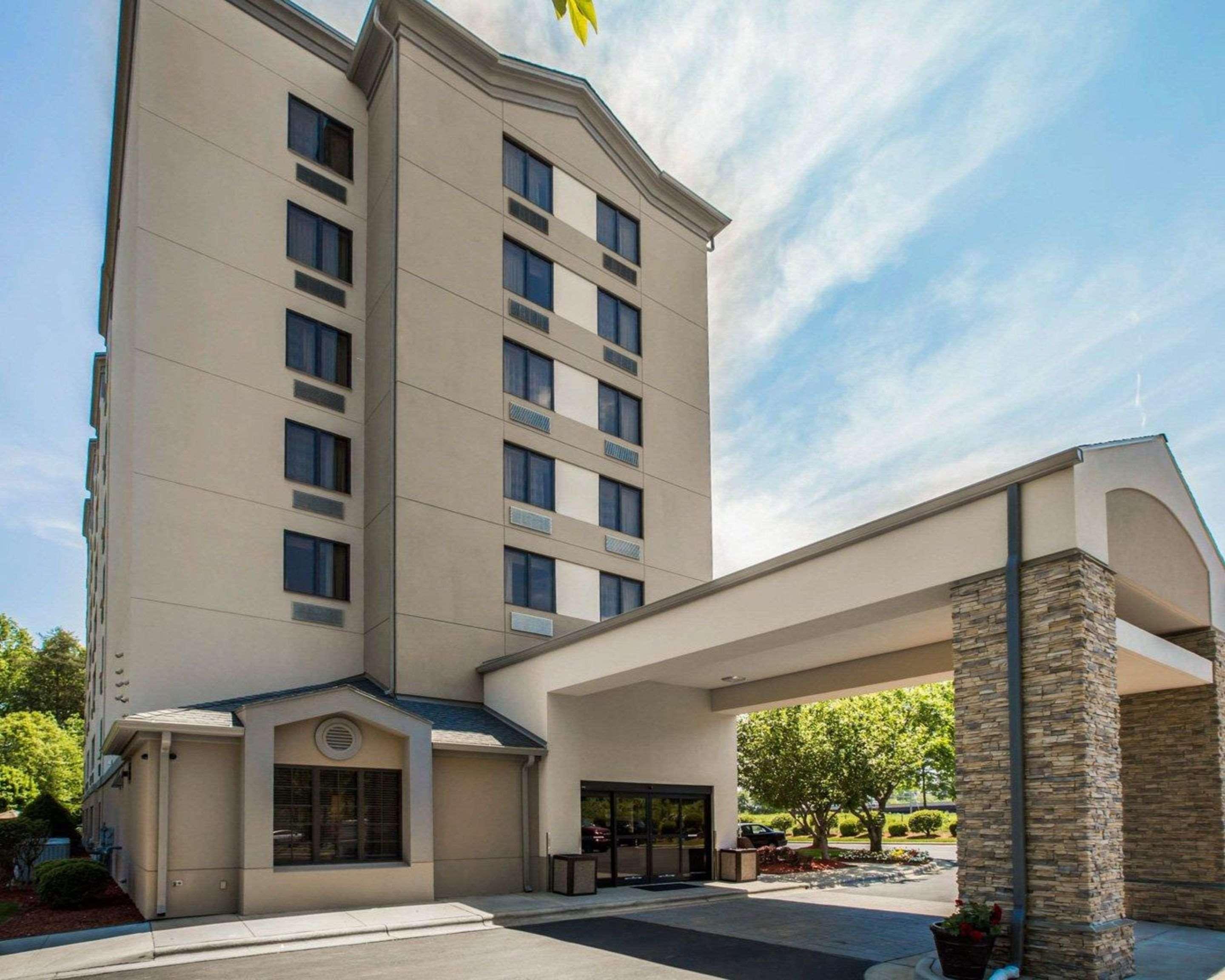 Sleep Inn Greensboro Airport Exterior photo