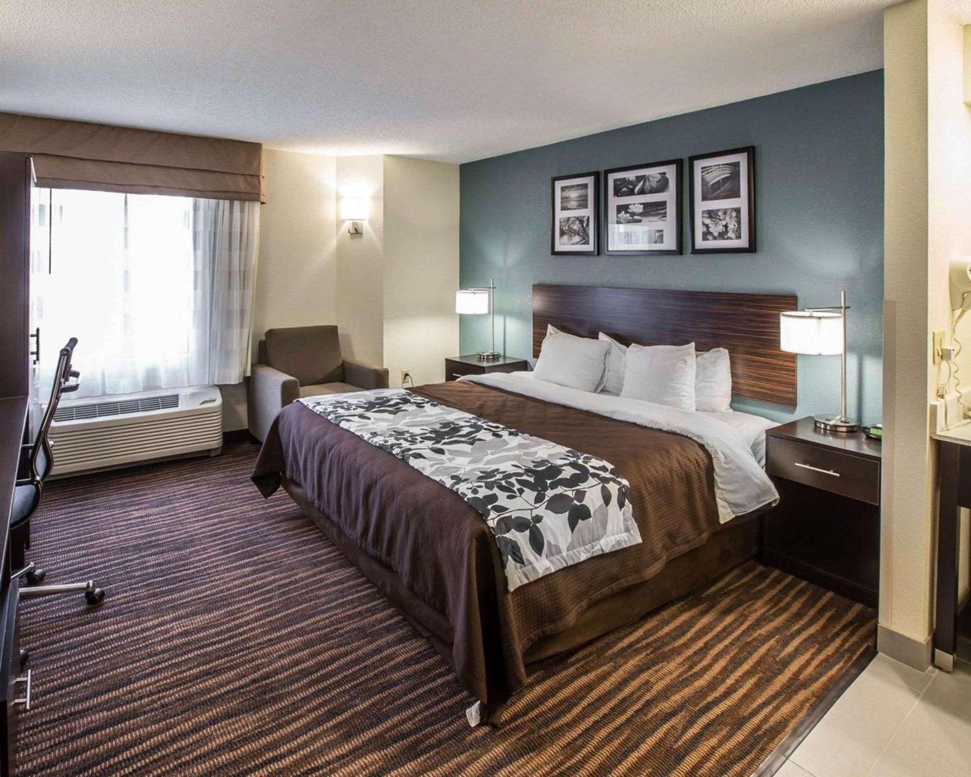 Sleep Inn Greensboro Airport Exterior photo