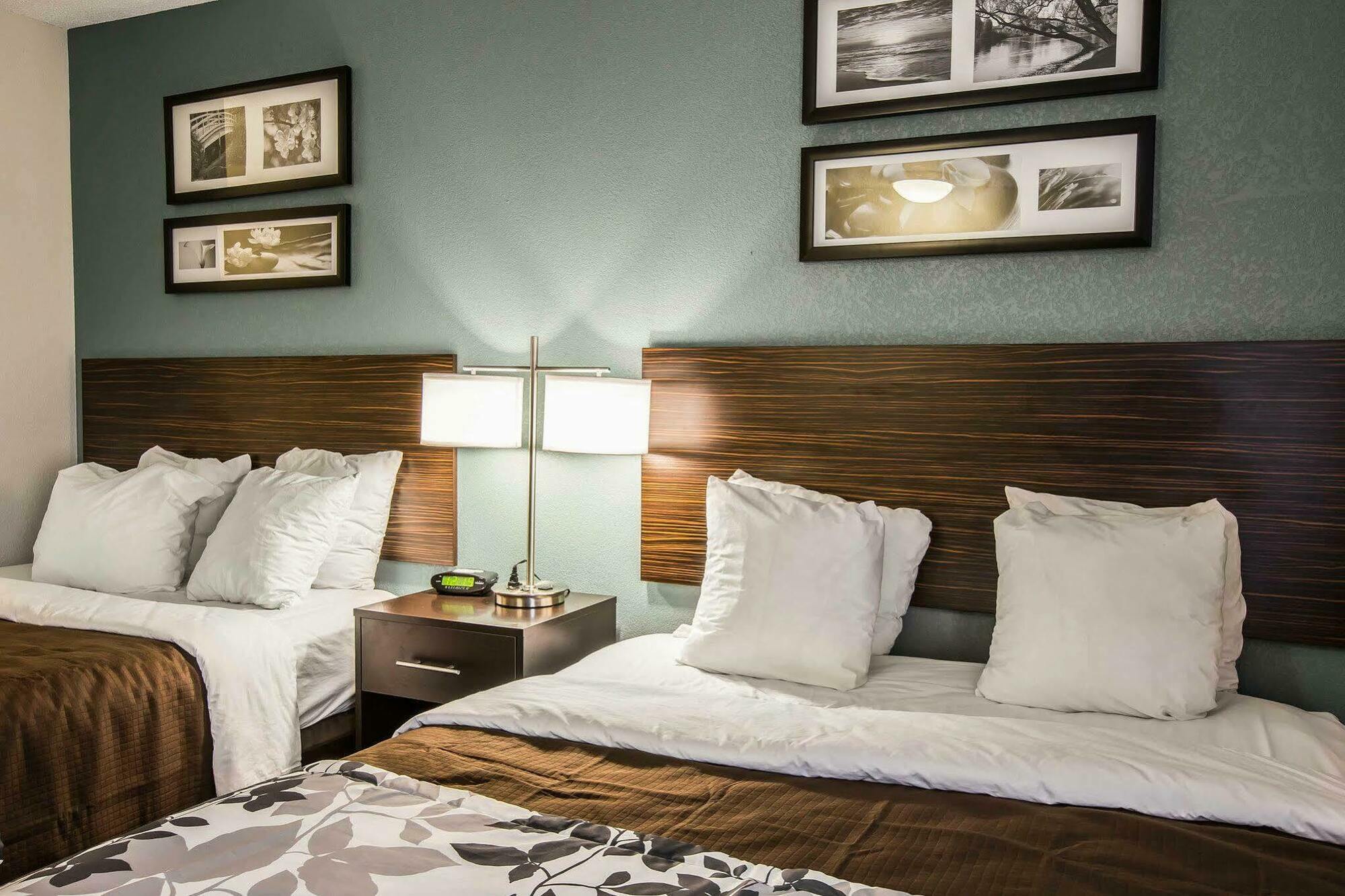 Sleep Inn Greensboro Airport Exterior photo